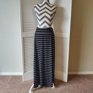 Striped Maxi Skirt 🌵